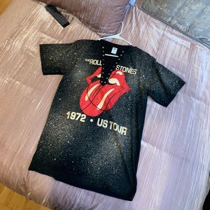 Rolling store graphic tee